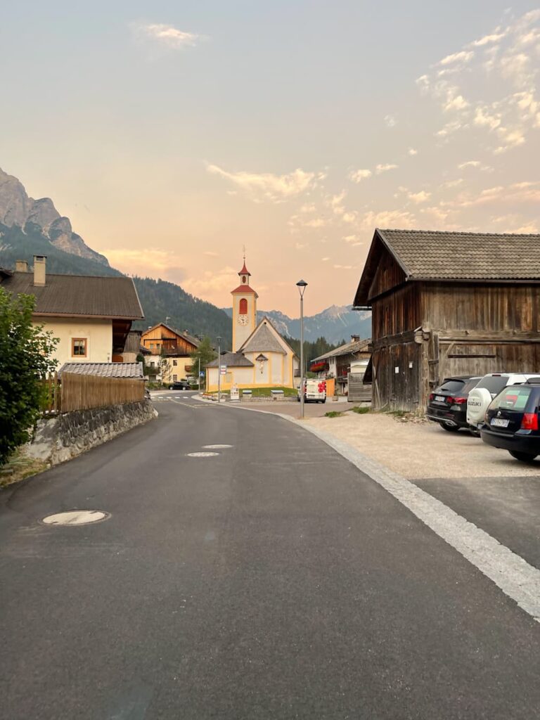 raggiungere il lago di braies
