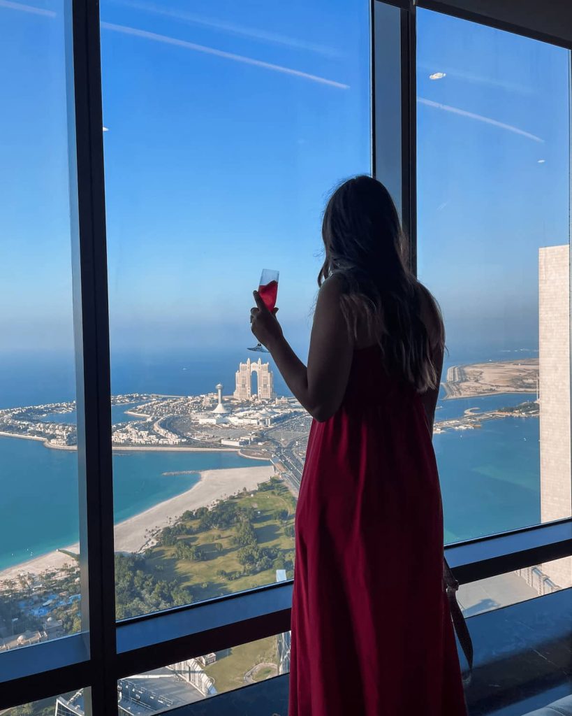 salire su un grattacielo Abu Dhabi