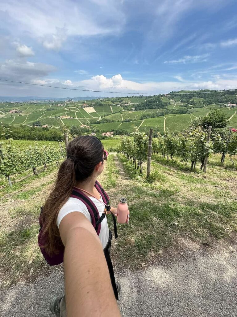 Escursione a piedi nelle langhe